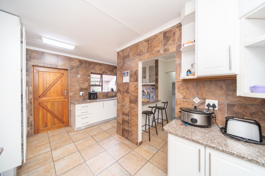 4 Bedroom Property for Sale in Dorchester Heights Eastern Cape